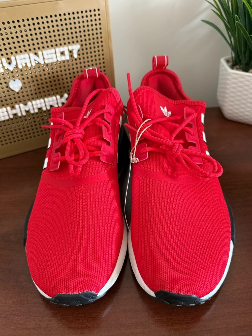 New adidas Scarlett white black Men's NMD_R1 Sneakers size 10